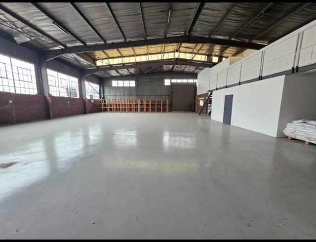 930M² WAREHOUSE TO LET IN OPHIRTON